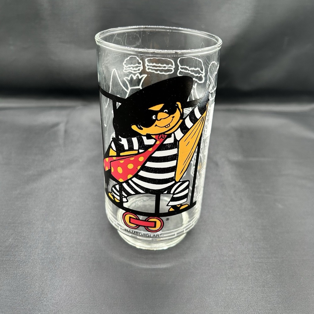 1977 McDonalds‎ MCDONALDLAND ACTION SERIES GLASSES HAMBURGLAR Tumbler 5.75" Tall